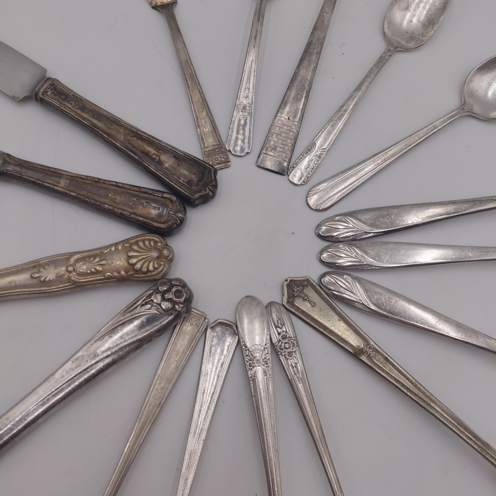 Vtg Flatware Mixed Lot 17 Ornate Patterns Silverplate Jewelry Art Flatware